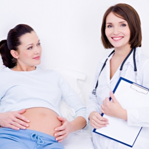Стоимость полиса для беременных складывается из нескольких факторов